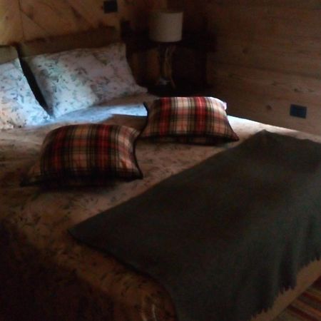 B&B L'Abric - Centro Storico Di Limonetto リモーネ・ピエモンテ 部屋 写真