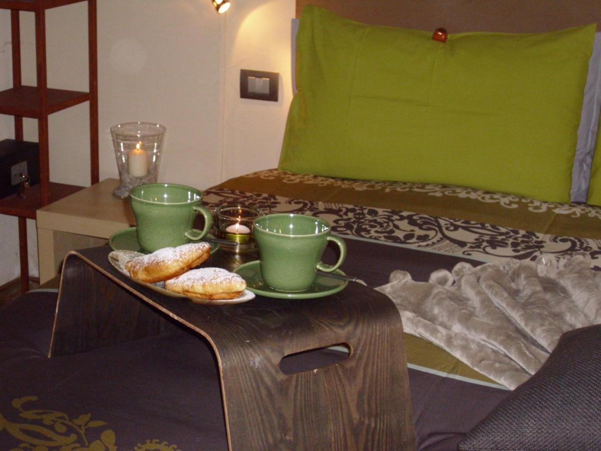 B&B L'Abric - Centro Storico Di Limonetto リモーネ・ピエモンテ 部屋 写真